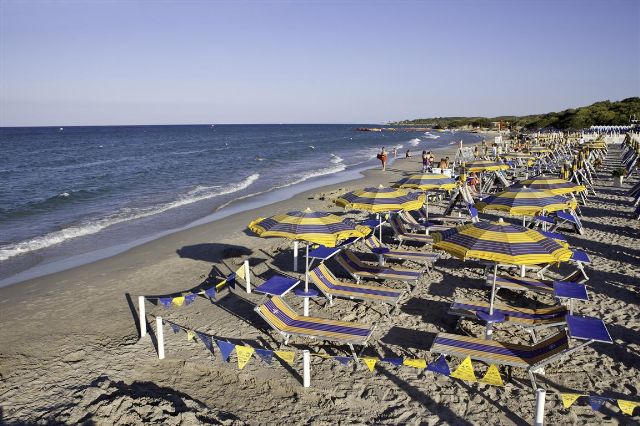 Spiaggia Dolmen Sport Resort Minervino, Lecce