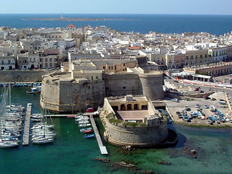 centro storico di Gallipoli da visitare durante un soggiorno turistico presso Joli Park